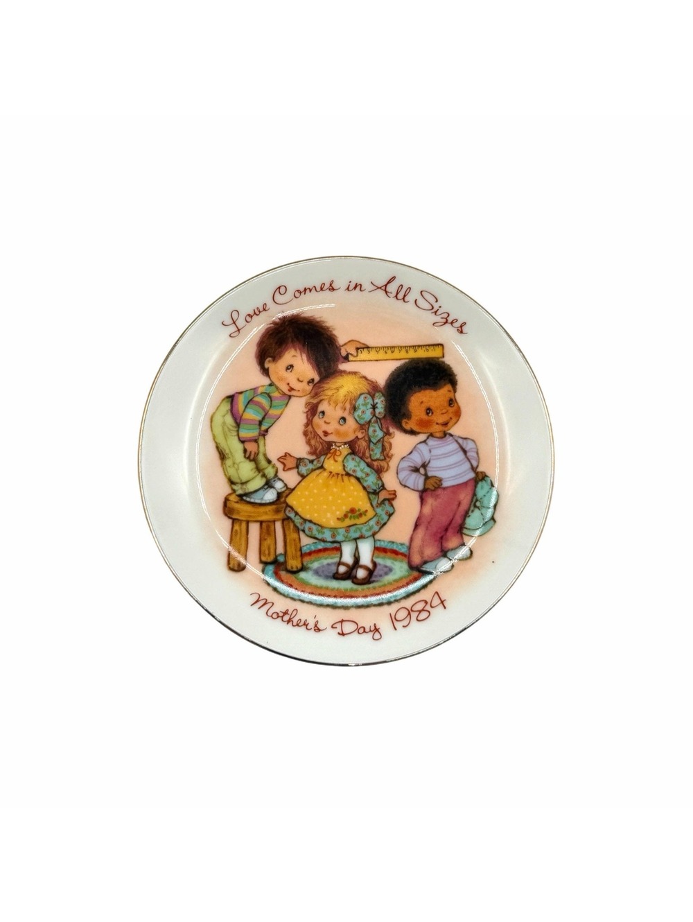 Vintage 1984 Avon Mother’s Day “Love Comes in All Sizes” 5” Collectible Plate